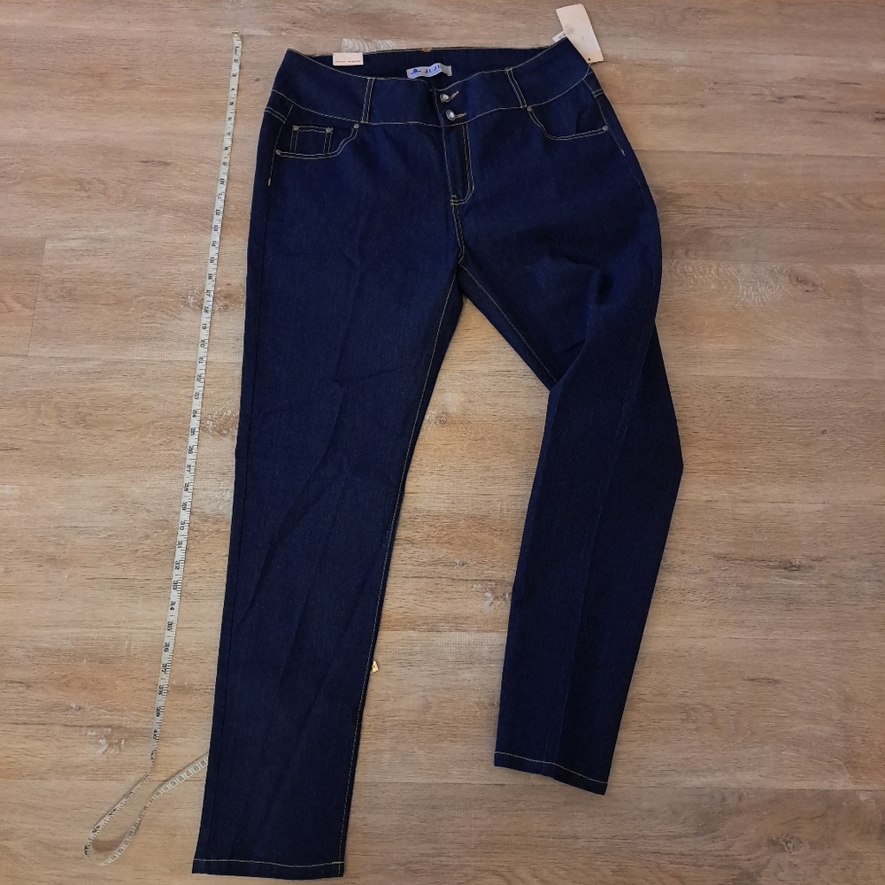 Juju Dark Blue Denim Tan Stitch Form Fitting Skinny Jeans Size 15/31 NWT